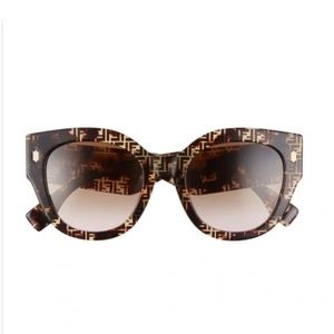 FENDI Round Sunglasses